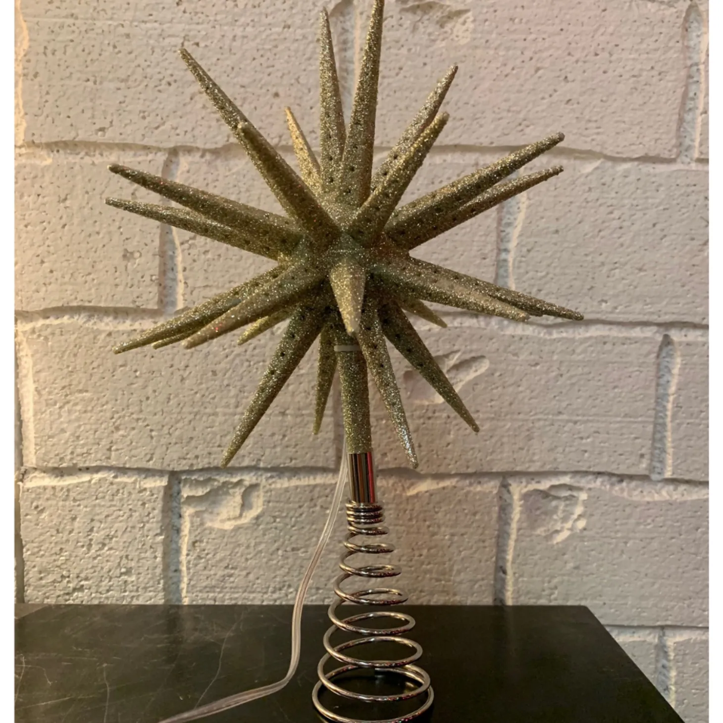 10" Electric Starburst Christmas Tree Topper 2546590