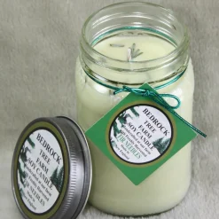 Bedrock Tree Farm 16 Oz Fir Needle Scented Christmas Candle MJ16NAT