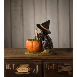 Bethany Lowe 5.75" Pumpkin Brewing Piper Halloween Witch Figure TD3136