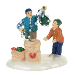 Department 56 7 Piece Christmas Vacation Village Set