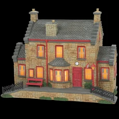 Department 56 Harry Potter Village Hogsmeade Station Building 6009846