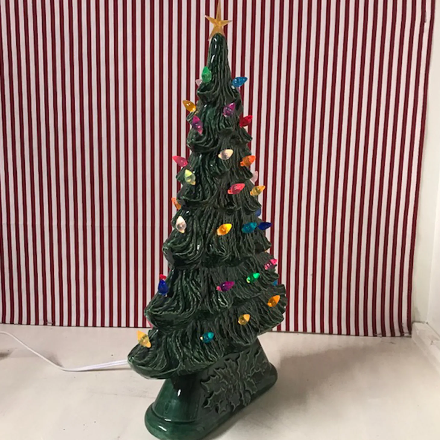 Large Flat Ceramic Lighted Window Or Mantel Christmas Tree 19"