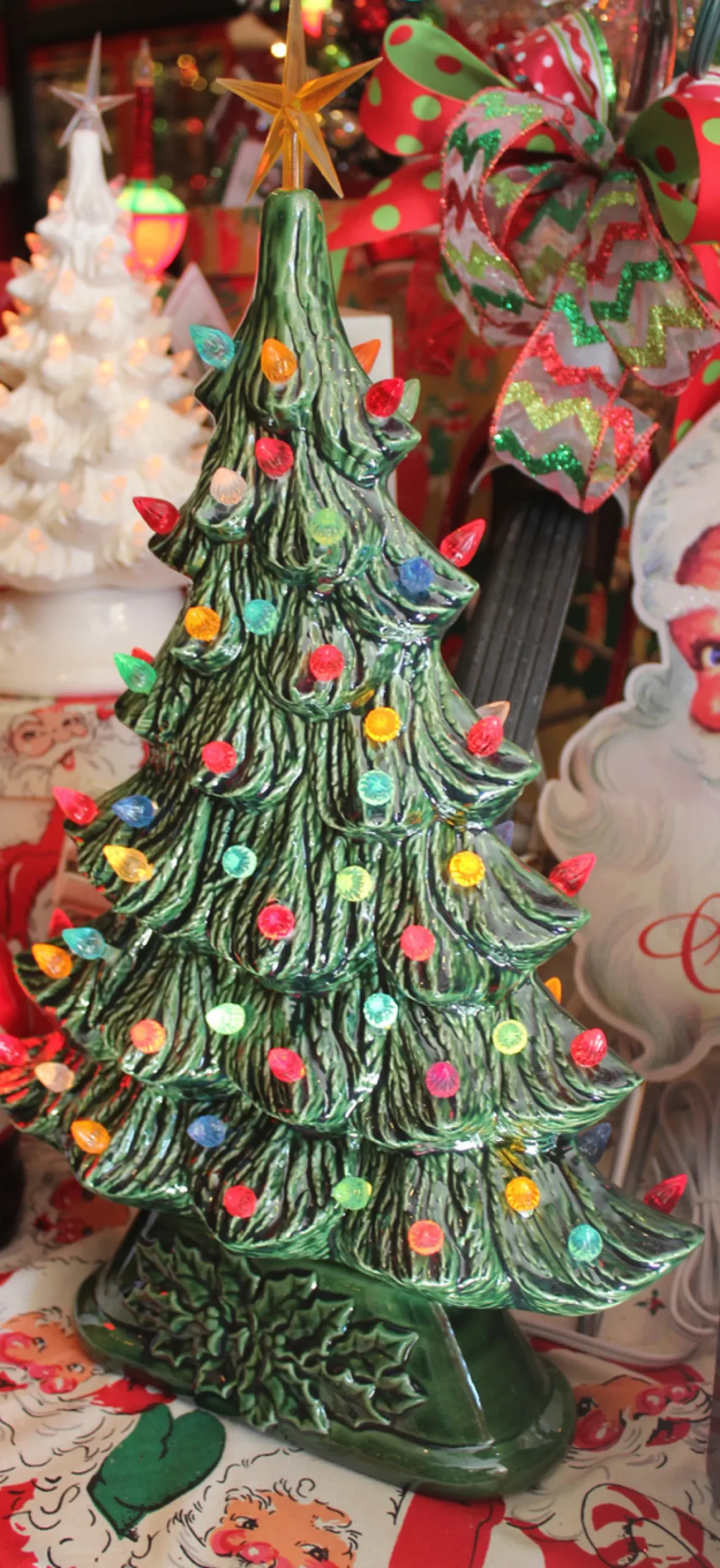 Large Flat Ceramic Lighted Window Or Mantel Christmas Tree 19"
