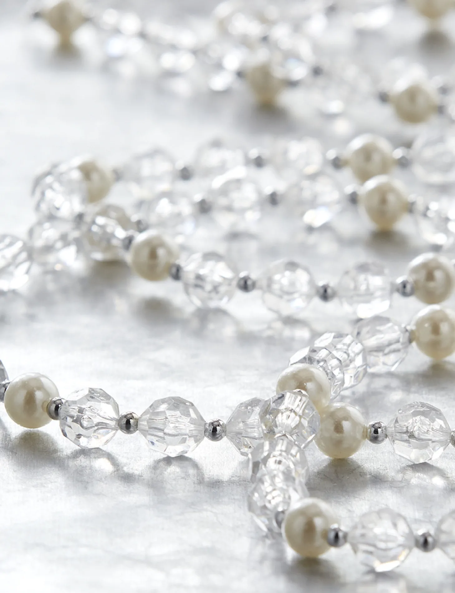 Raz 6' Crystal And Pearl Christmas Tree Garland G4216330