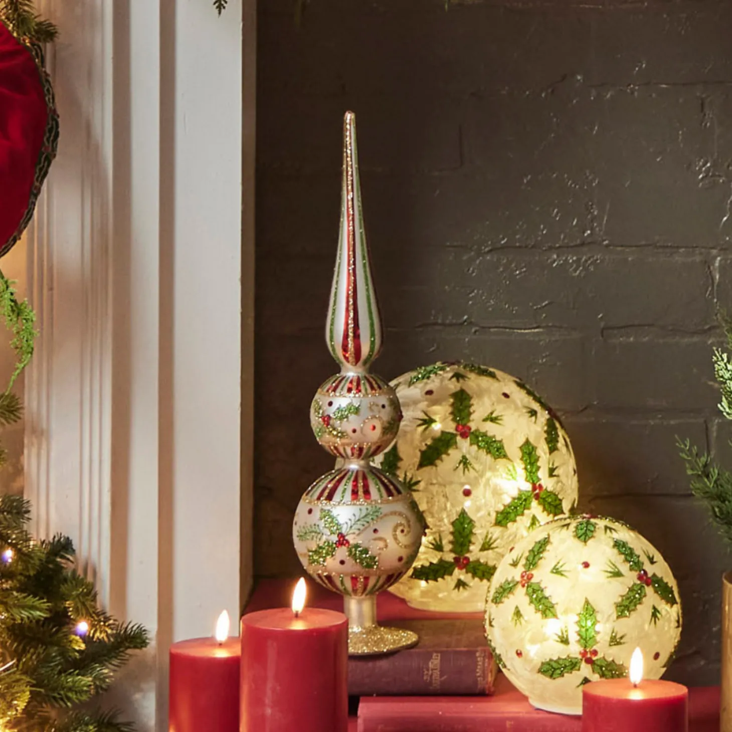 Raz 16.5" Holly Leaf Glass Christmas Finial Decoration 4424546