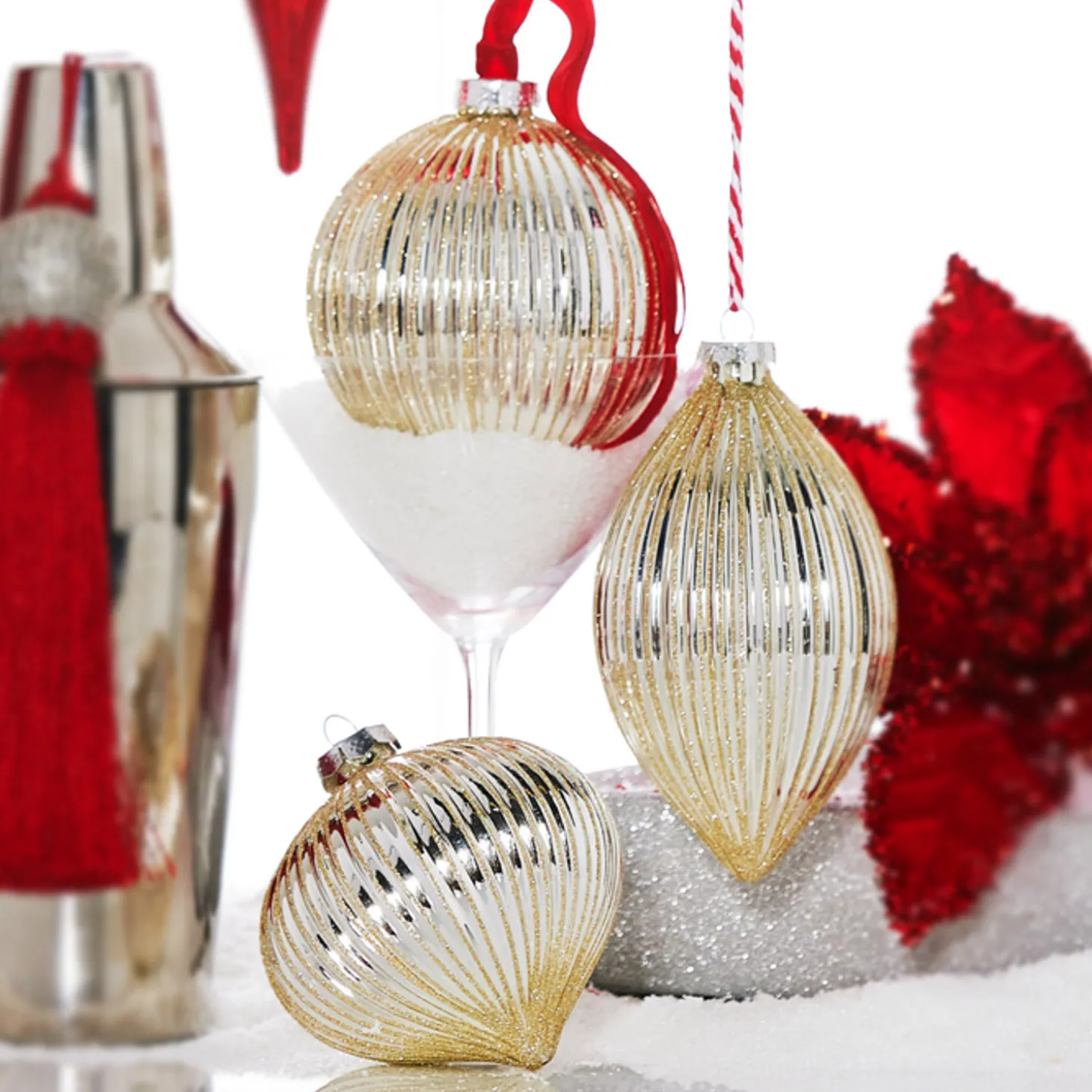 Raz 4" Silver Glitter Ribbed Glass Christmas Ornament 4322885
