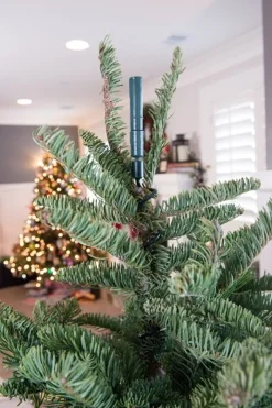 Village Lighting Universal Christmas Tree Topper Holder V-11103